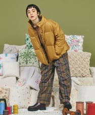 GJJAE38420 Jocomomola(ホコモモラ) 【リバーシブル】Flor Alta ショートダウンコート マスタード