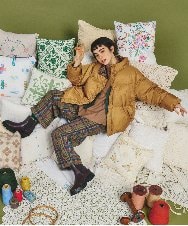 GJJAE38420 Jocomomola(ホコモモラ) 【リバーシブル】Flor Alta ショートダウンコート マスタード