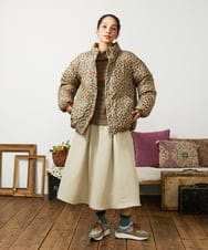 GJJAE38420 Jocomomola(ホコモモラ) 【リバーシブル】Flor Alta ショートダウンジャケット マスタード