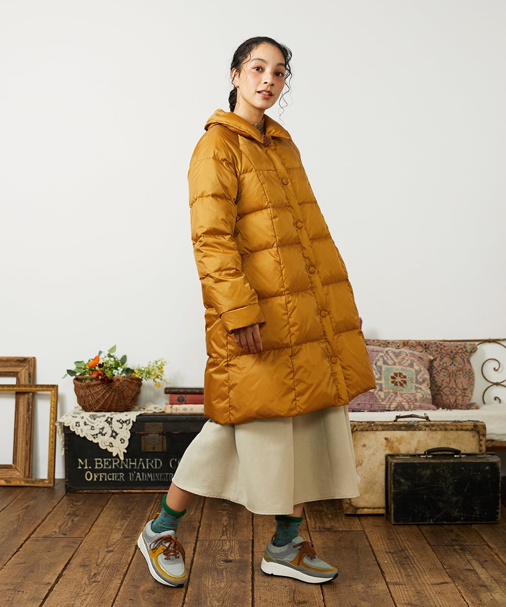 GJJAE39470 Jocomomola(ホコモモラ) 【リバーシブル】Flor Alta ロングダウンコート マスタード