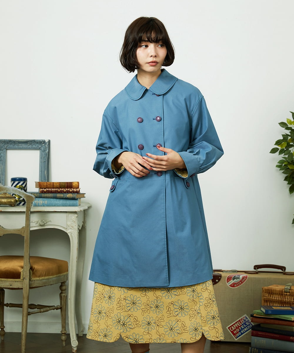 GJJDD30380 Jocomomola(ホコモモラ) 裏地プリントロングコート ブルー