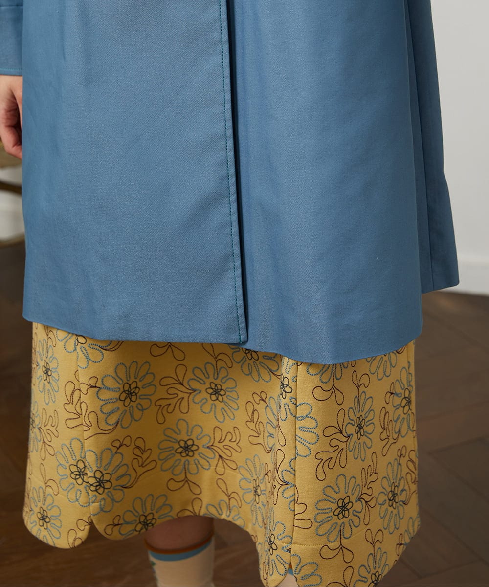 GJJDD30380 Jocomomola(ホコモモラ) 裏地プリントロングコート ブルー