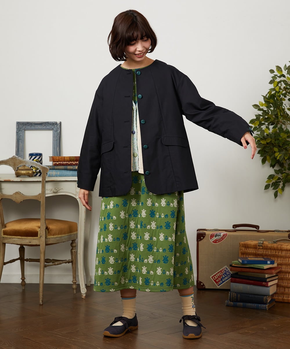 GJJDD31330 Jocomomola(ホコモモラ) 裏地プリント  ノーカラーミドル丈コート ブラック