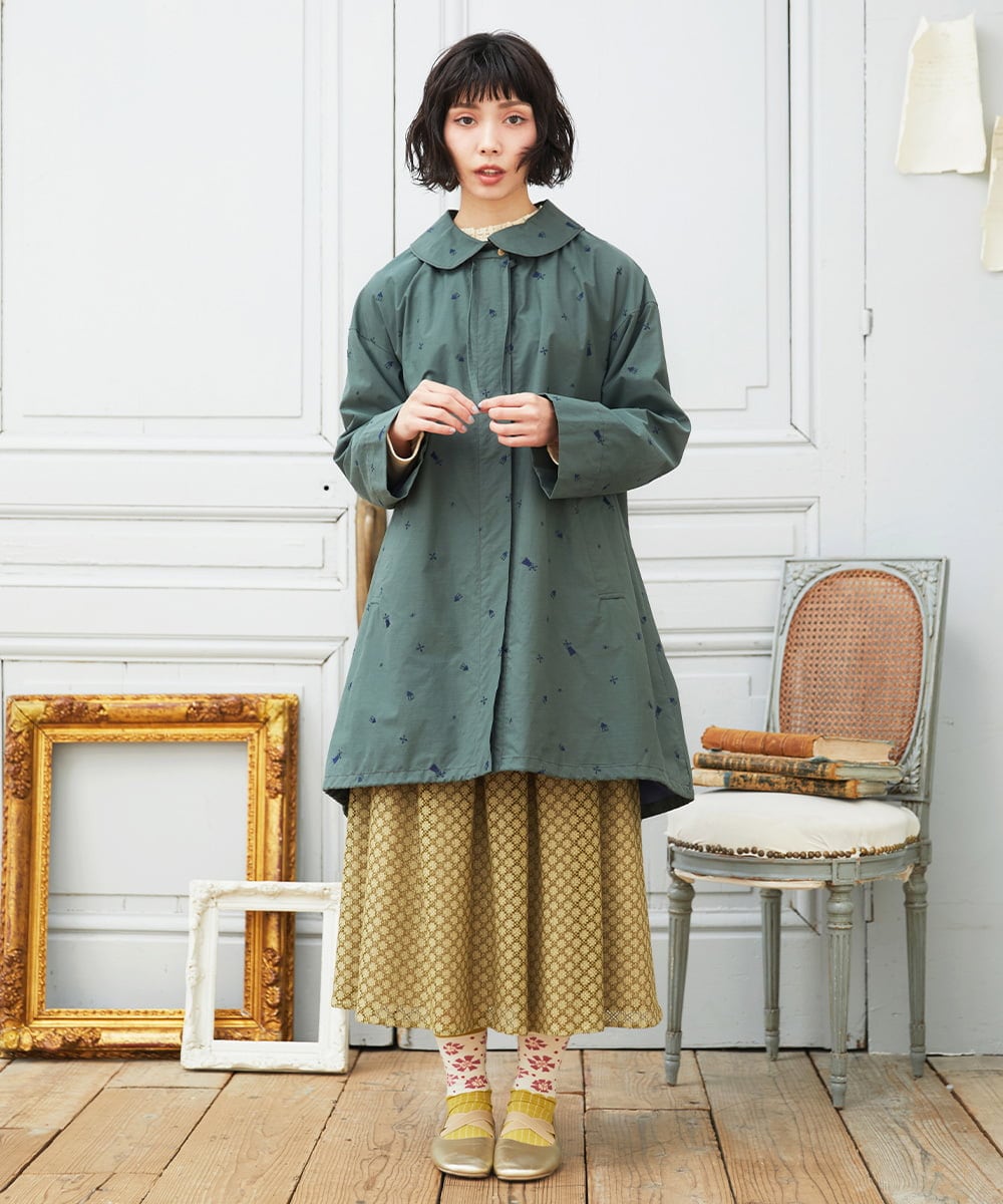 GJJDE03380 Jocomomola(ホコモモラ) Molino de vientoycasa 刺繍ロングコート グリーン