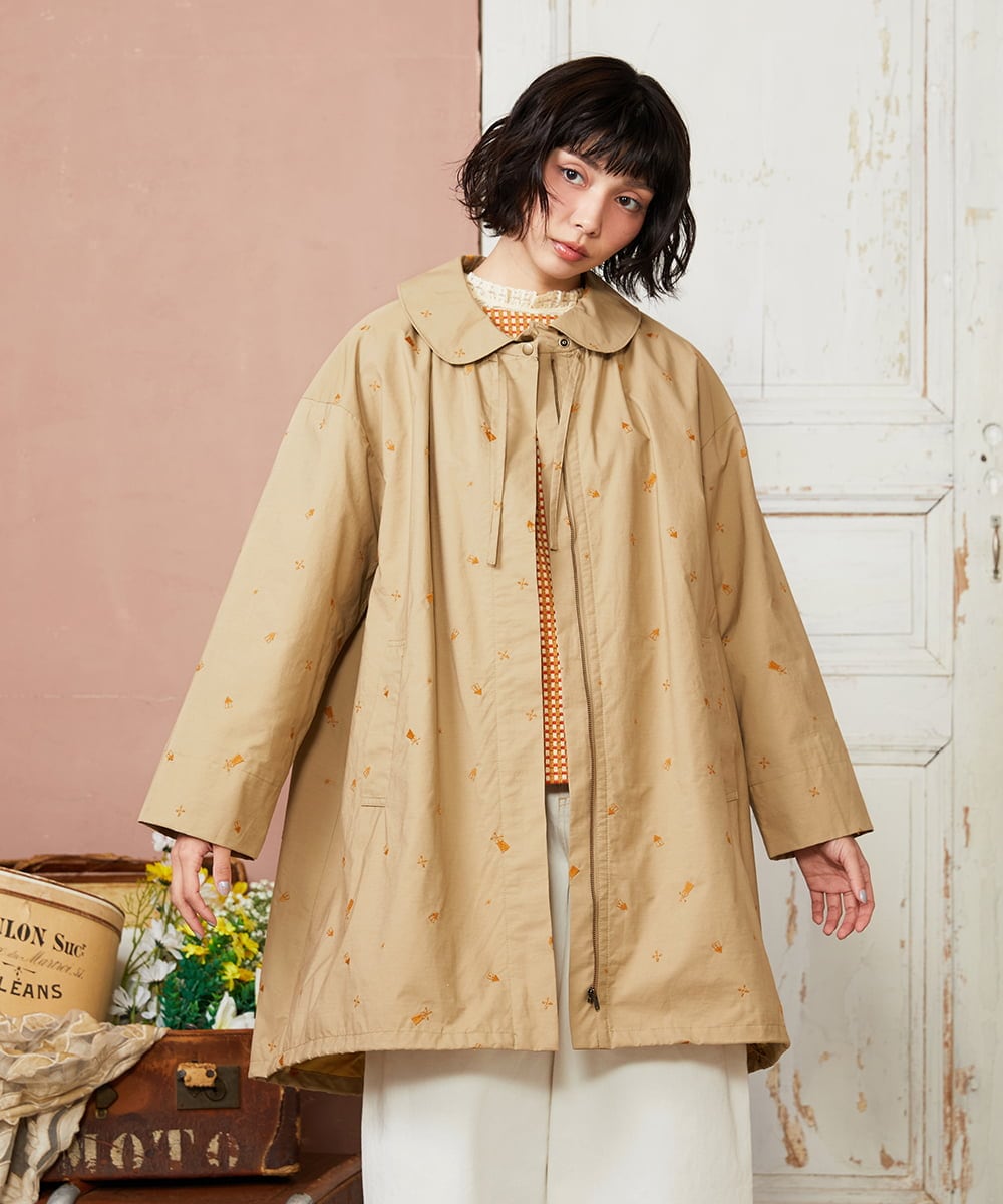 GJJDE03380 Jocomomola(ホコモモラ) Molino de vientoycasa 刺繍ロングコート ベージュ