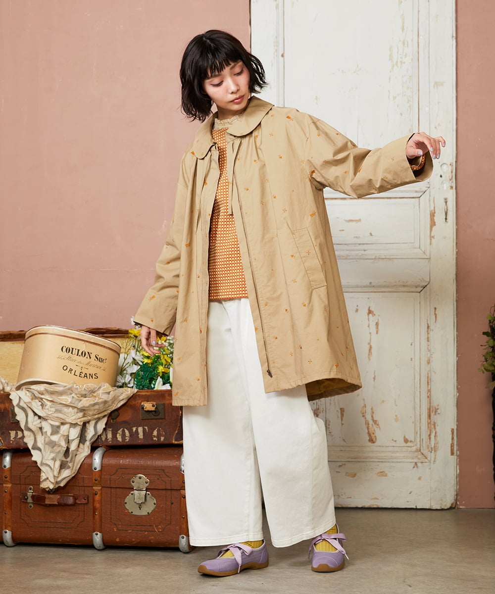 GJJDE03380 Jocomomola(ホコモモラ) Molino de vientoycasa 刺繍ロングコート ベージュ