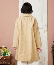 GJJDE03380 Jocomomola(ホコモモラ) Molino de vientoycasa 刺繍ロングコート ベージュ