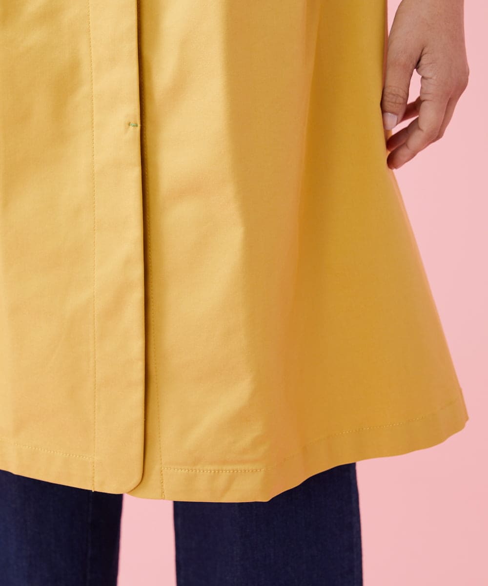 GJJDS30330 Jocomomola(ホコモモラ) 袖裏プリント ステンカラーコート イエロー