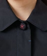 GJJDS30330 Jocomomola(ホコモモラ) 袖裏プリント ステンカラーコート イエロー