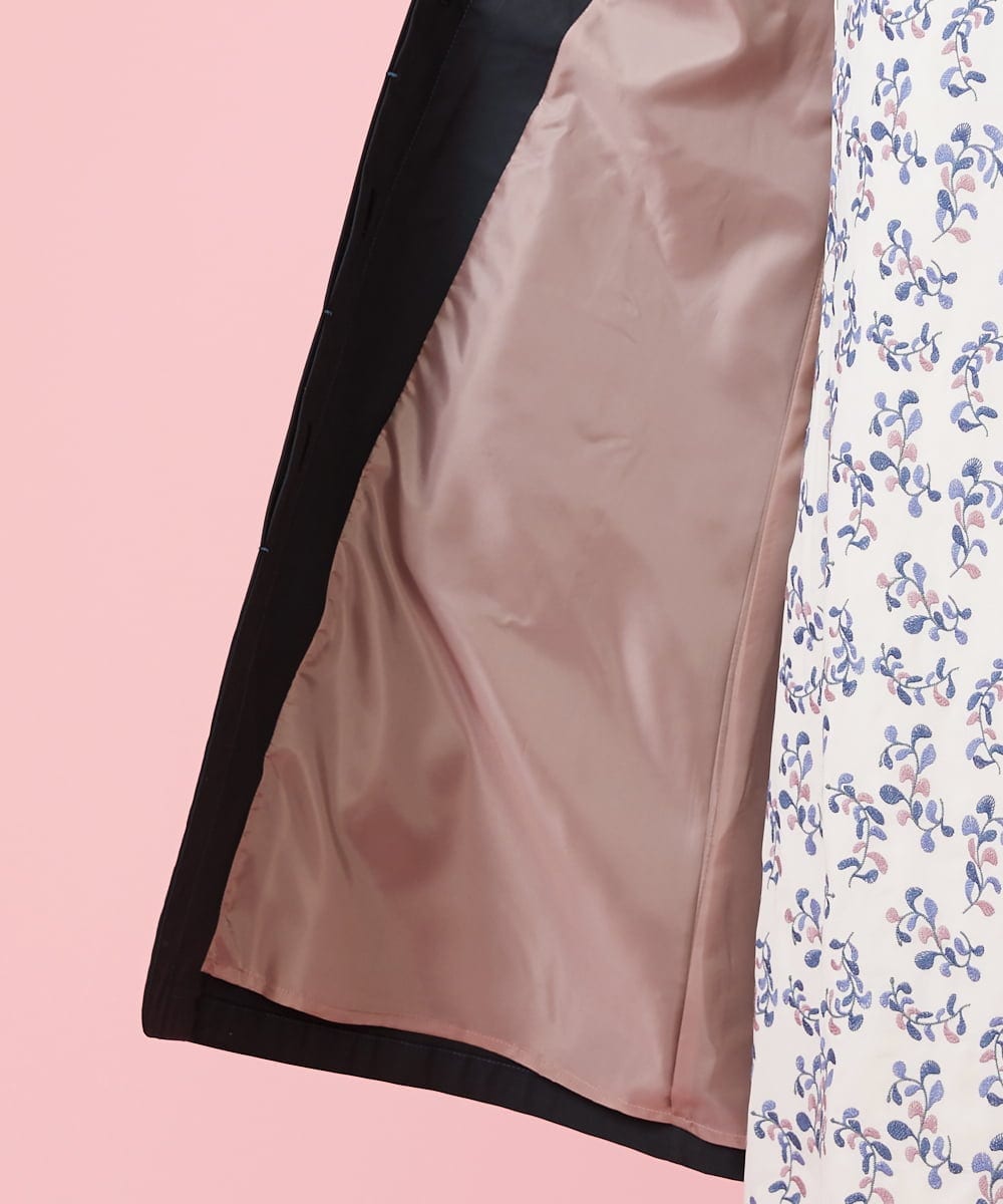 GJJDS30330 Jocomomola(ホコモモラ) 袖裏プリント ステンカラーコート イエロー