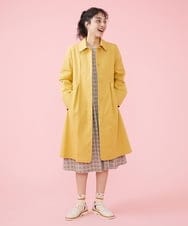 GJJDS30330 Jocomomola(ホコモモラ) 袖裏プリント ステンカラーコート イエロー