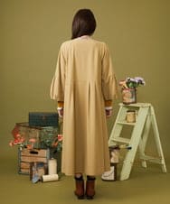 GJJLD01480 Jocomomola(ホコモモラ) Estarcido フラワーアップリケノーカラーロングコート ベージュ