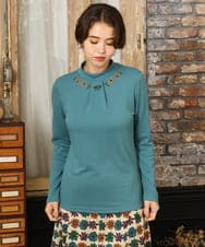 GJKAD33110 Jocomomola(ホコモモラ) ベアスムース 配色刺繍カットソー ライトブルー