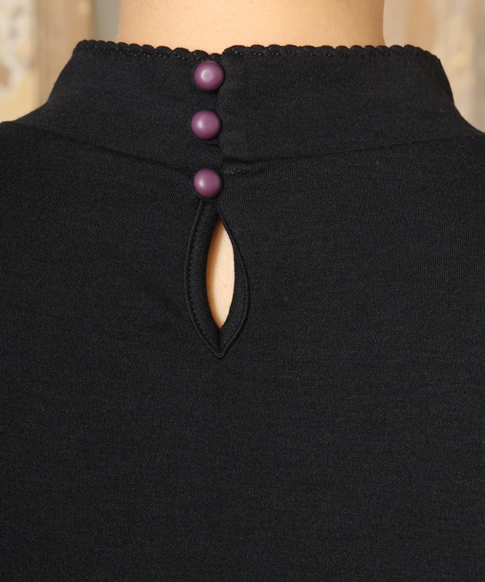 GJKAD33110 Jocomomola(ホコモモラ) ベアスムース 配色刺繍カットソー ベージュ