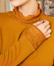 GJKAD34110 Jocomomola(ホコモモラ) ベアスムース ハイネックレースカットソー オレンジ