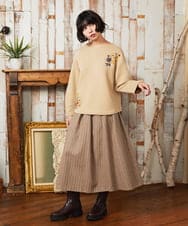 GJKAE37170 Jocomomola(ホコモモラ) Florecer フラワー刺繍プルオーバーカットソー ベージュ