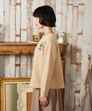 GJKAE37170 Jocomomola(ホコモモラ) Florecer フラワー刺繍プルオーバーカットソー ベージュ