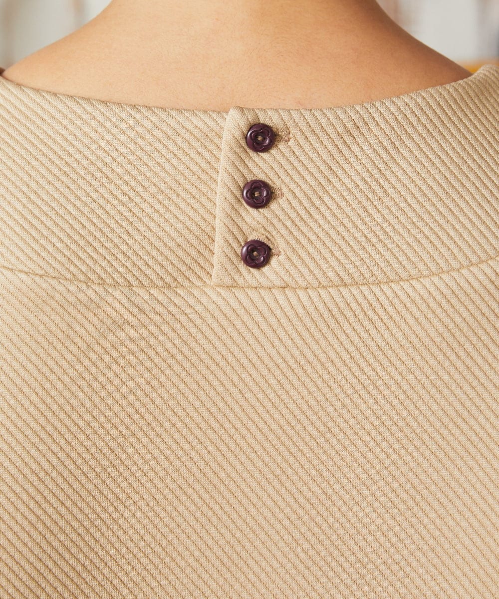 GJKAE37170 Jocomomola(ホコモモラ) Florecer フラワー刺繍プルオーバーカットソー ベージュ