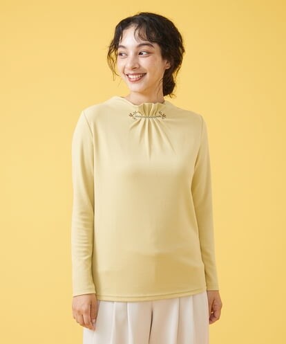 GJKAS33090 Jocomomola ベアスムース タック刺繍カットソー