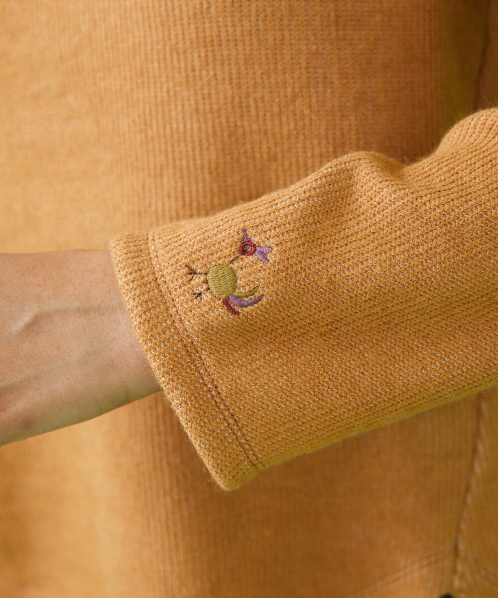 GJKAW37160 Jocomomola(ホコモモラ) Hogar 鳥刺繍カットソー ベージュ