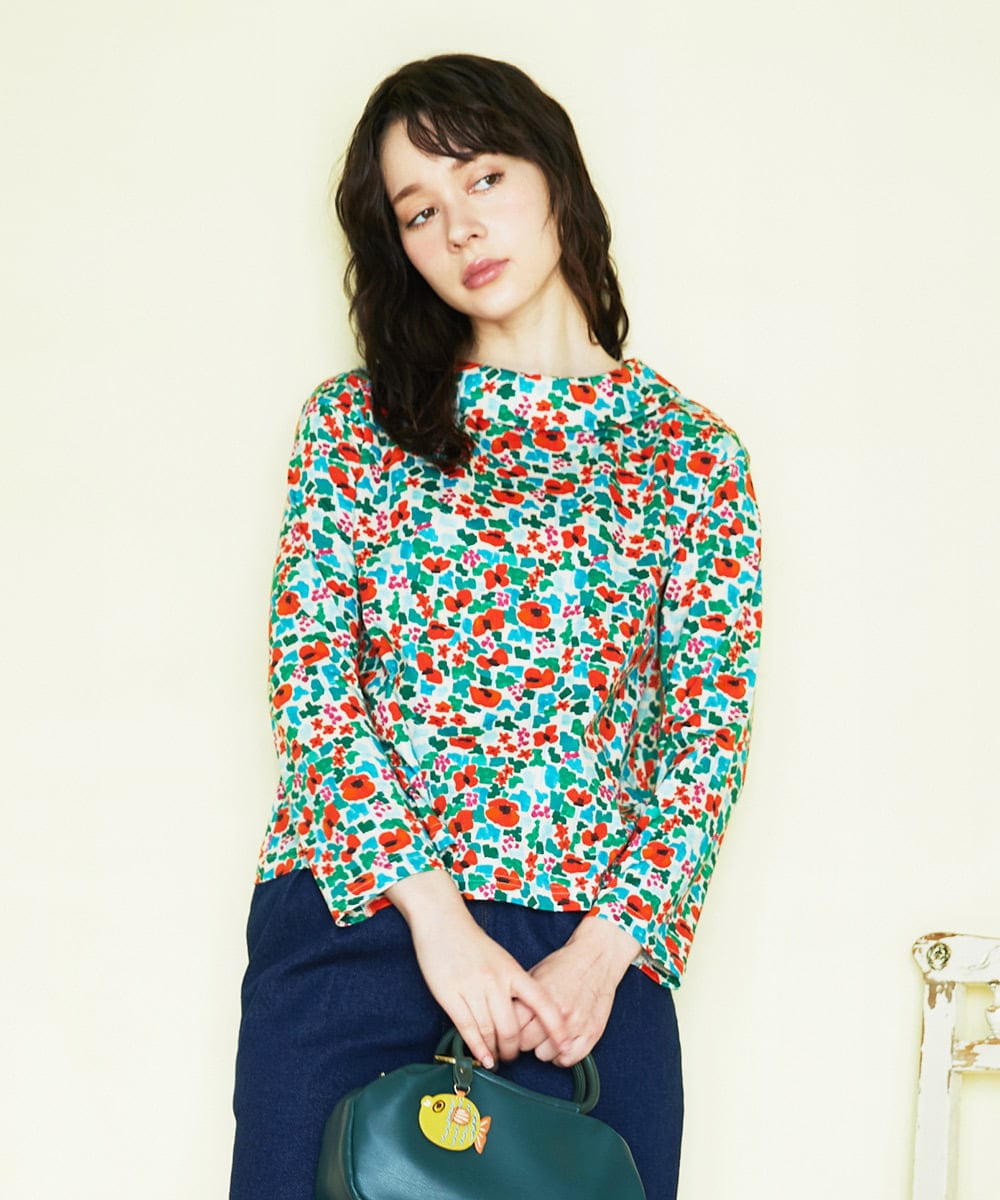 GJKDB37160 Jocomomola(ホコモモラ) Rojo amapola フラワープリントカットソー ブラック