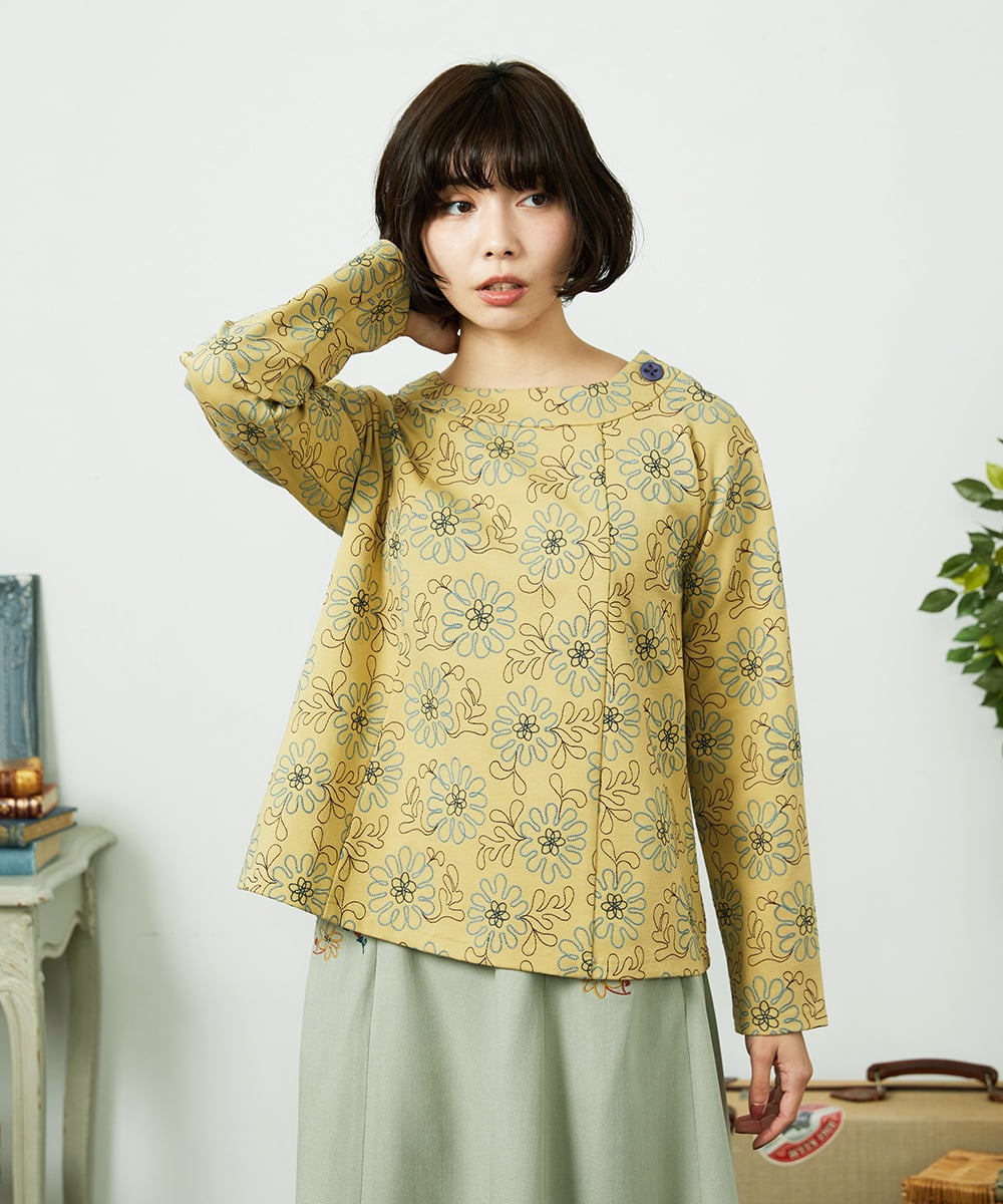 GJKDD30220 Jocomomola(ホコモモラ) Crisantemo curvo フラワー総刺繡カットソー イエロー