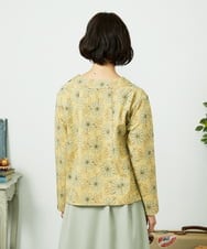 GJKDD30220 Jocomomola(ホコモモラ) Crisantemo curvo フラワー総刺繡カットソー イエロー