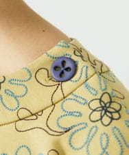 GJKDD30220 Jocomomola(ホコモモラ) Crisantemo curvo フラワー総刺繡カットソー イエロー