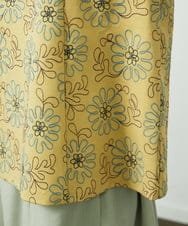 GJKDD30220 Jocomomola(ホコモモラ) Crisantemo curvo フラワー総刺繡カットソー イエロー