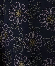 GJKDD30220 Jocomomola(ホコモモラ) Crisantemo curvo フラワー総刺繡カットソー ネイビー