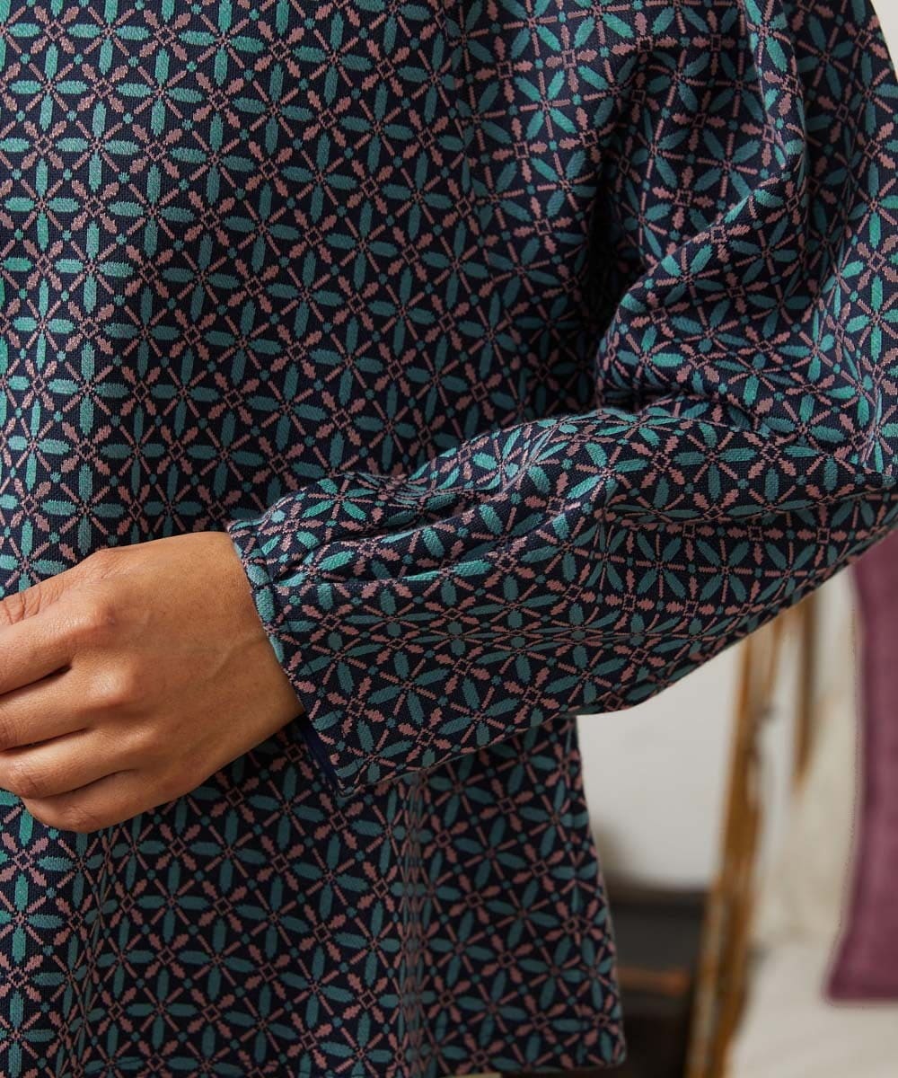 GJKDD31180 Jocomomola(ホコモモラ) 【先行予約】幾何学柄ジャカードカットソー ネイビー