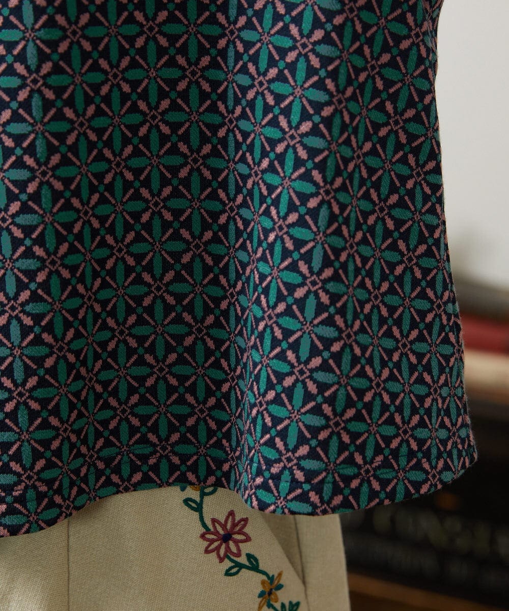 GJKDD31180 Jocomomola(ホコモモラ) 【先行予約】幾何学柄ジャカードカットソー ネイビー