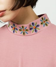 GJKDD32120 Jocomomola(ホコモモラ) ベアスムース 配色フラワー刺繍カットソー ピンク