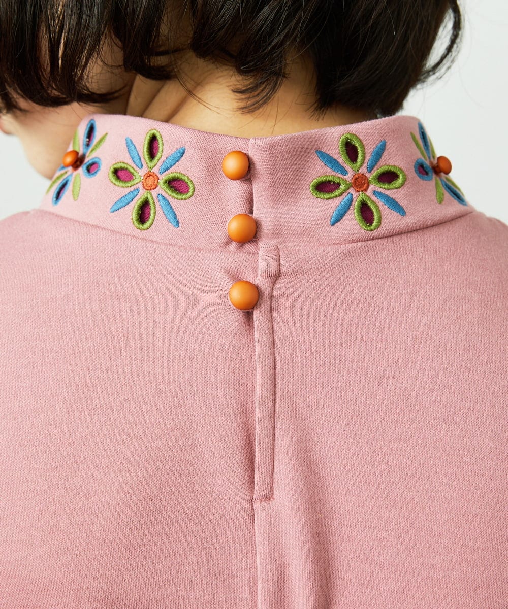 GJKDD32120 Jocomomola(ホコモモラ) ベアスムース 配色フラワー刺繍カットソー ピンク