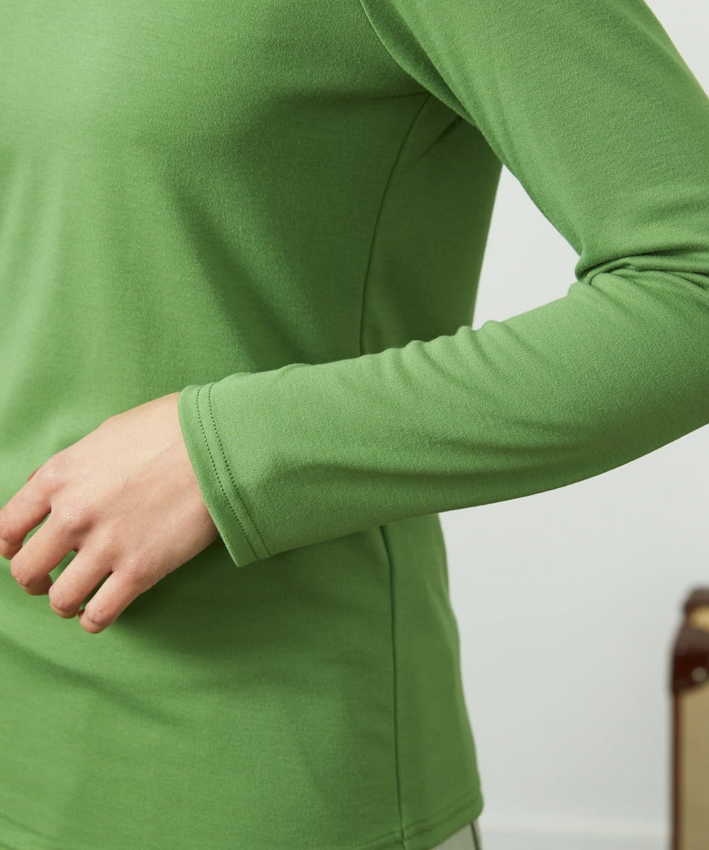 GJKDD32120 Jocomomola(ホコモモラ) ベアスムース 配色フラワー刺繍カットソー グリーン