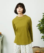 GJKDD34140 Jocomomola(ホコモモラ) 【2WAY】Tierras de cuitivo フラワー刺繍カットソー マスタード