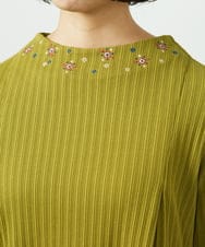 GJKDD34140 Jocomomola(ホコモモラ) 【2WAY】Tierras de cuitivo フラワー刺繍カットソー マスタード