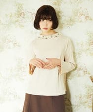 GJKDD34140 Jocomomola(ホコモモラ) 【2WAY】Tierras de cuitivo フラワー刺繍カットソー アイボリー