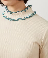 GJKDD35120 Jocomomola(ホコモモラ) Tierras de cuitivo メロウハイネックカットソー アイボリー