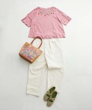 GJKFA02130 Jocomomola(ホコモモラ) Verde pera フラワー刺繍Tシャツ ピンク