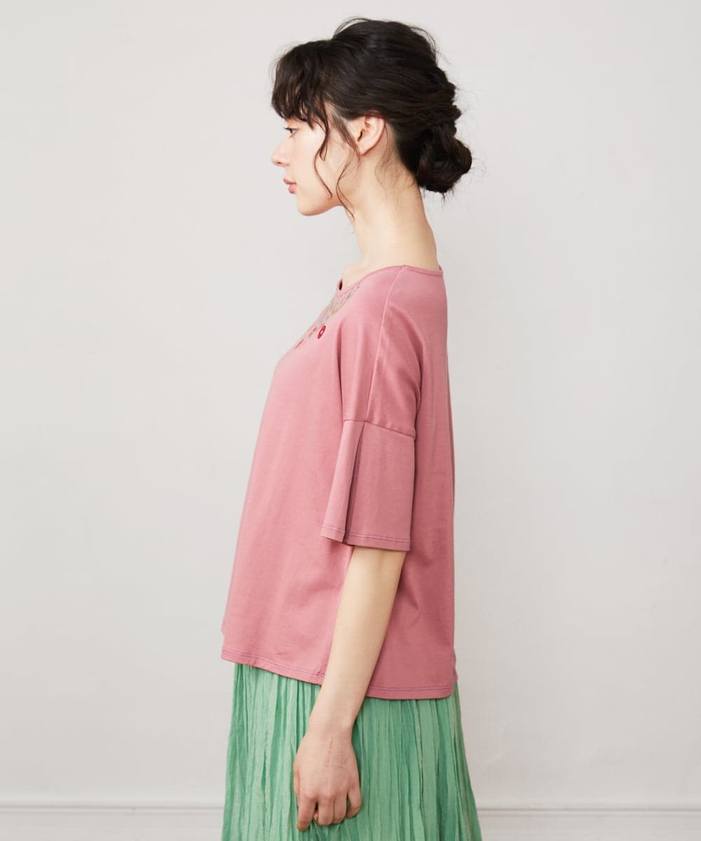 GJKFA02130 Jocomomola(ホコモモラ) Verde pera フラワー刺繍Tシャツ ピンク