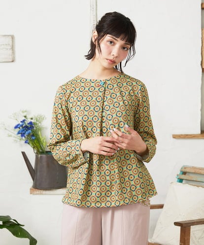 GJKFD30180 Jocomomola En un sueno 幾何学プリントカットソー