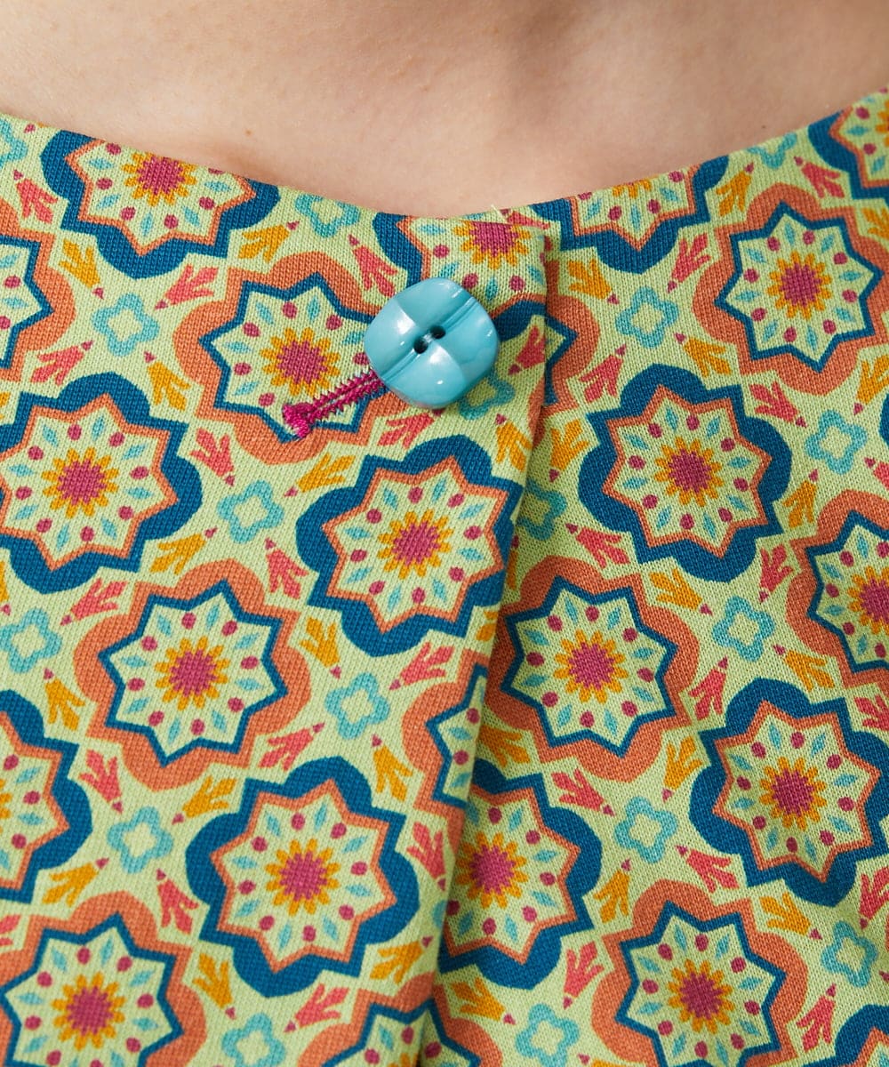 GJKFD30180 Jocomomola(ホコモモラ) En un sueno 幾何学プリントカットソー グリーン