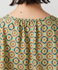 GJKFD30180 Jocomomola(ホコモモラ) En un sueno 幾何学プリントカットソー グリーン