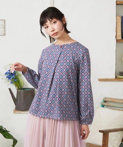 GJKFD30180 Jocomomola En un sueno 幾何学プリントカットソー