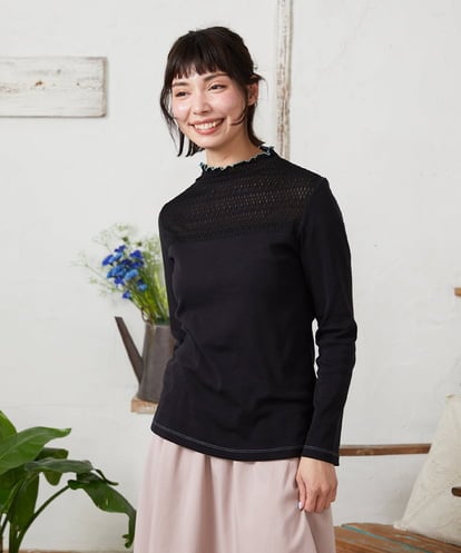 GJKFD33110 Jocomomola フライス幾何レースドッキングカットソー