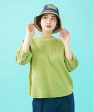 GJKGA37180 Jocomomola(ホコモモラ) Salida コットン天竺フラワー刺繡カットソー グリーン