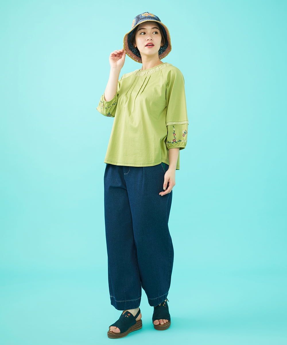 GJKGA37180 Jocomomola(ホコモモラ) Salida コットン天竺フラワー刺繡カットソー アイボリー