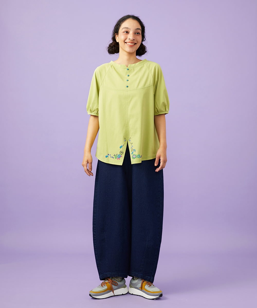 GJKGD01180 Jocomomola(ホコモモラ) 【接触冷感/2WAY】T/C天竺 フラワープリントTシャツ グリーン