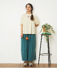 GJKGD01180 Jocomomola(ホコモモラ) 【接触冷感/2WAY】T/C天竺 フラワープリントTシャツ アイボリー